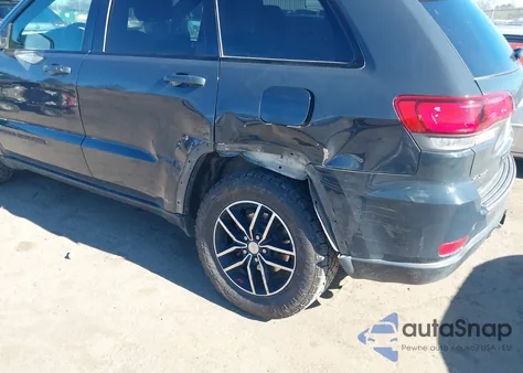 2017 Jeep Grand Cherokee Trailhawk 4X4 из США, поврежденный, VIN 1C4RJFLGXHC874737